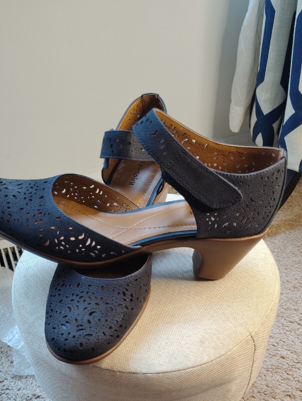 Easy Spirit Navy Perforated Ankle-Strap Heels - Picture 4 of 9